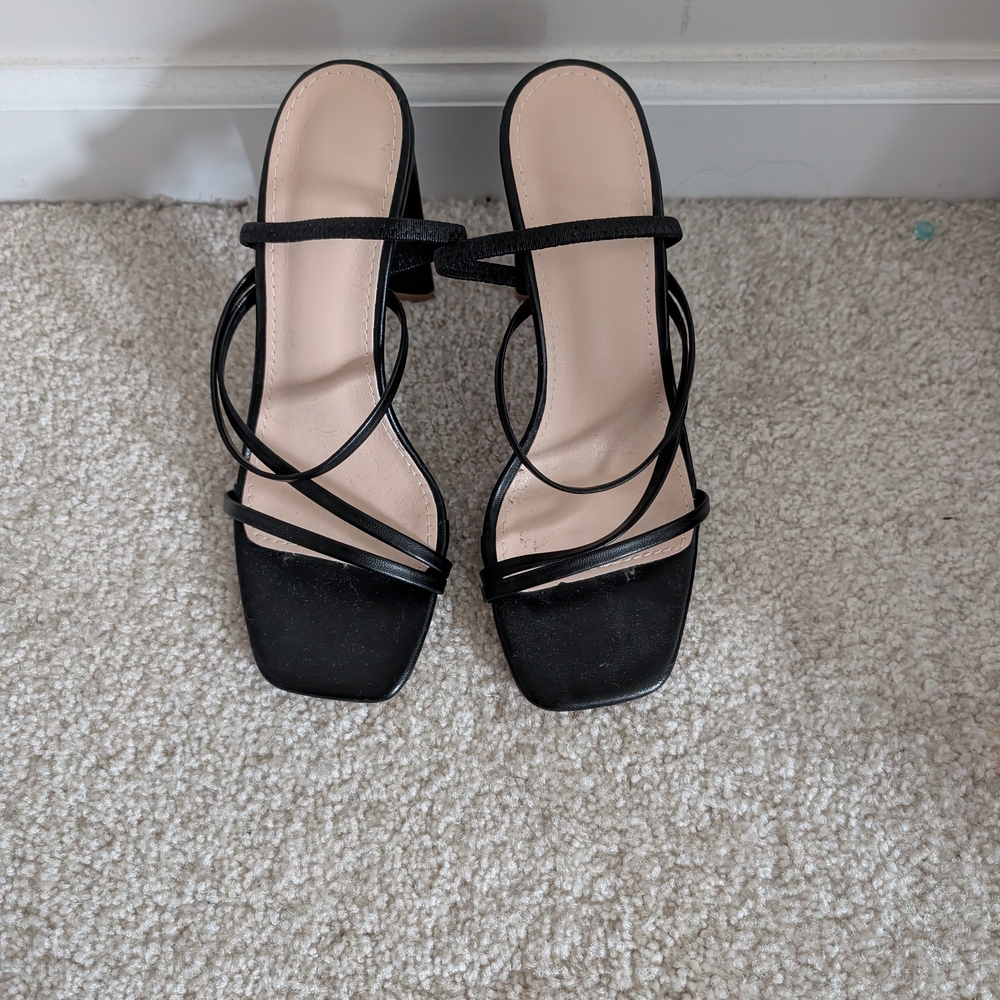 Elegant Black Strappy Women's Sandals